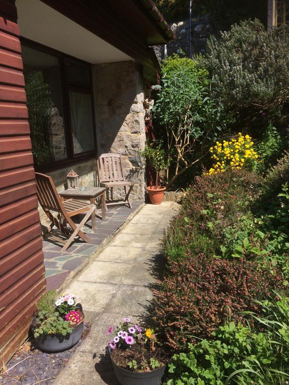 Rhiwiau Guesthouse Llanfairfechan Ngoại thất bức ảnh